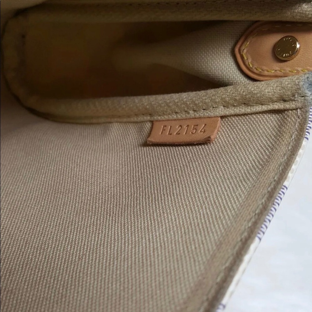 Louis Vuitton Favorite MM